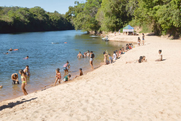 Prefeitura de Novo Acordo interdita Praia do Borges e Cachoeira da Rampa