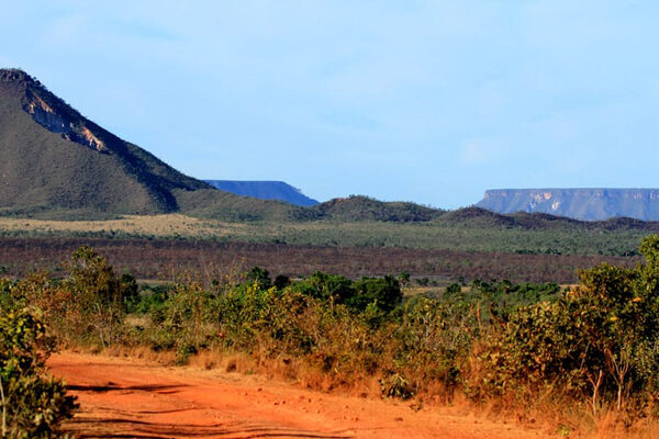 Governo do Tocantins realiza obras de revestimento primário em estradas do Jalapão