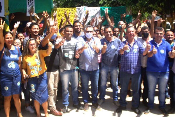 SÃO FÉLIX: Gilvan Ribeiro e Deusiano recebem apoio do deputado Antônio Andrade