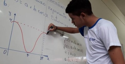 Aparecidense Medalhista de Matemática  é aprovado em 1º lugar em curso de engenharia da UFT