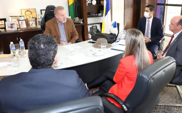 Governador Mauro Carlesse determina continuidade dos estudos para construção do novo Plano de Cargos, Carreiras e Salários da Polícia Civil