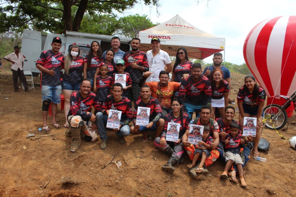 Competições acirradas marcam motocross em Santa Tereza do Tocantins – Folha  do Jalapão