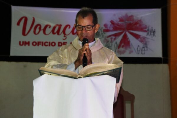 APARECIDA: Homenagens marcam Missa em Ação de Graças à ordenação diaconal do Professor Paulinho