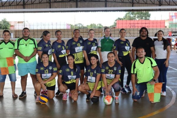 Prefeitura de Aparecida incentiva o esporte com realização de jogos amistosos de vôlei