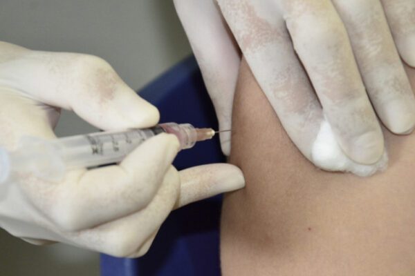 Saúde alerta população sobre importância da imunização contra a influenza no período chuvoso
