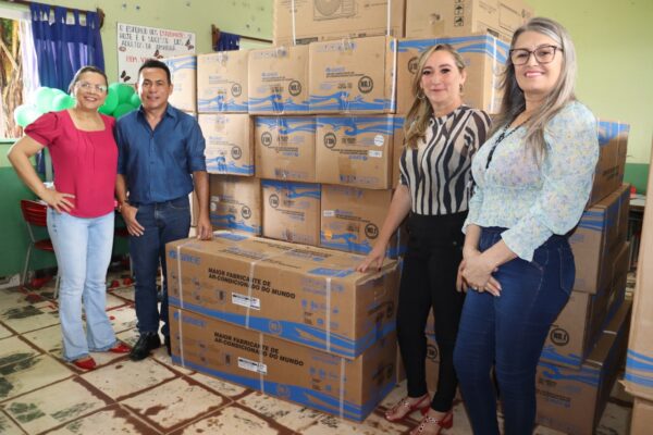 APARECIDA:<br>Escola Municipal Luza Machado recebe aparelhos de ar-condicionado