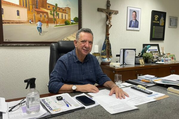 Antônio Andrade encerra legislatura estadual e destina mais de R$ 5 milhões 