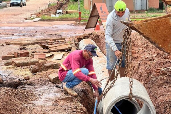 APARECIDA: AAS realiza melhorias para escoamento de águas pluviais nas vias urbanas