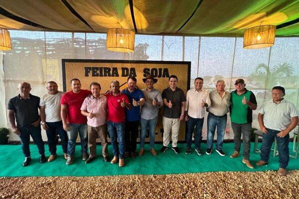 Com emendas de Vilmar, municípios promovem festas agropecuárias