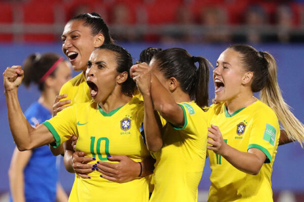 Governo Federal decreta ponto facultativo em dias de jogos da Seleção feminina na Copa