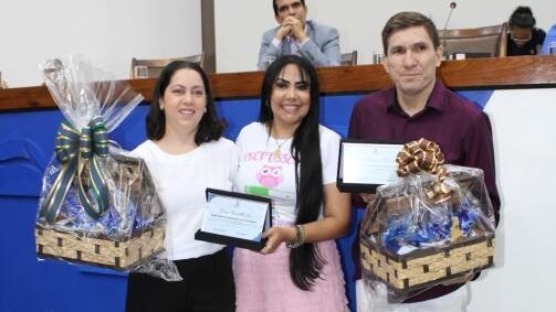 Janad Valcari homenageia educadores em sessão solene do dia mundial do professor