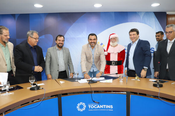 Governo do Tocantins fomenta economia com destinação de quase R$ 2 milhões para campanha de Natal do comércio