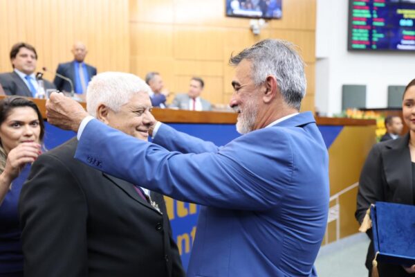 35 Anos: Assembleia Legislativa celebra aniversário com honras a personalidades históricas do Estado