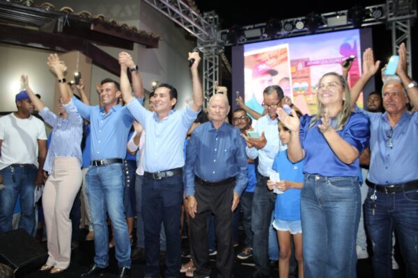 APARECIDA: Pré-lançamento da campanha de Suzano e Dr. Leonardo reúne lideranças e autoridades