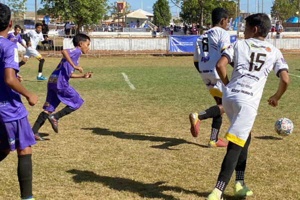Copa Nilton Santos fortalece o futebol de base com a participação de 120 equipes e mais de 1,9 mil atletas