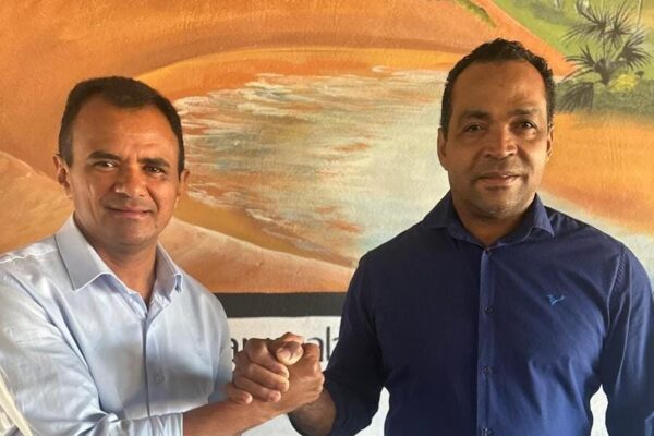 MATEIROS: Prefeito Pastor João lança pré-candidatura do empresário Professor Avany