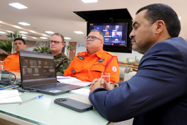 Em reunião com prefeitos, Wanderlei Barbosa anuncia R$ 6 milhões em recursos e até 500 brigadistas no combate aos incêndios florestais