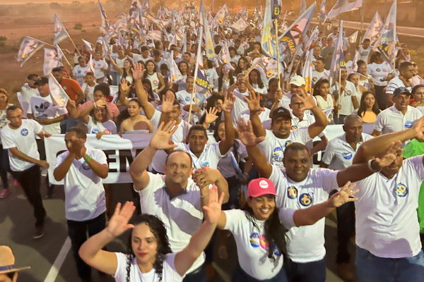 Leandro Soares e Netinho realizam grande caminhada em Lagoa