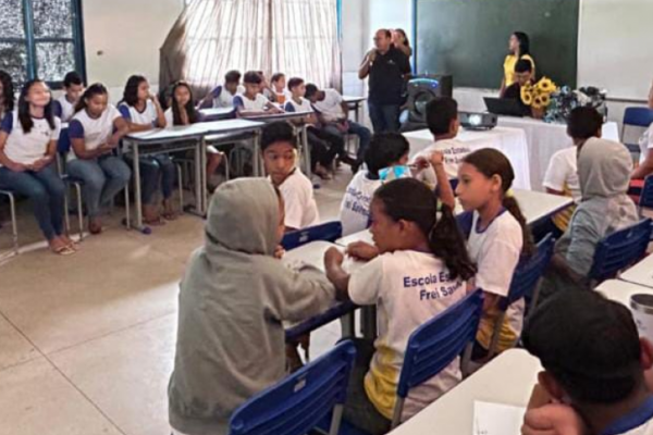 Naturatins realiza palestra sobre incêndios florestais e preservação ambiental em escola na zona rural de Araguatins