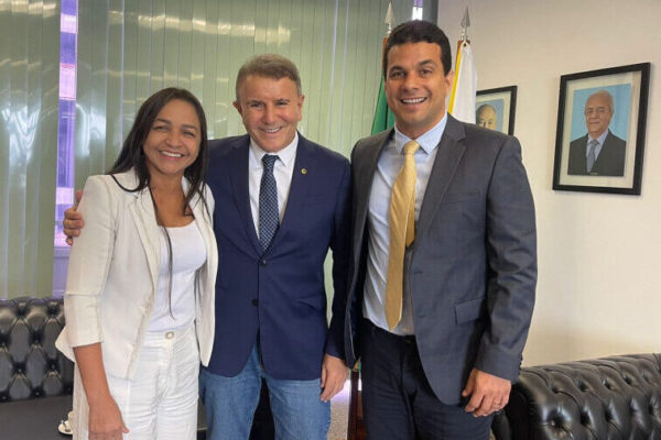 Eduardo Siqueira visita Irajá e recebe apoio para obra do Hospital de Urgência e Emergência