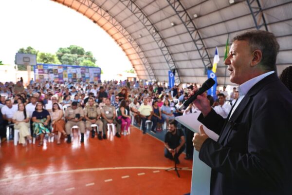 Prefeito de Palmas anuncia construção de escola no Jardim Taquari