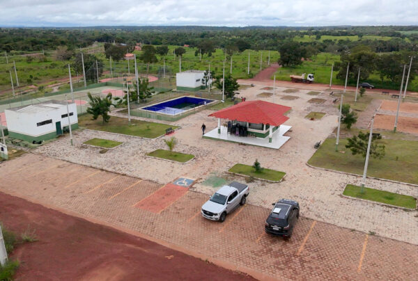 Governo do Tocantins investe mais de R$ 4 milhões em obras que fortalecem economia e infraestrutura nos municípios de Palmeiras e Itacajá